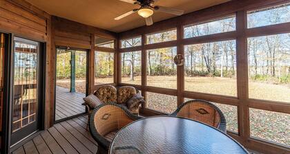 Cottage in the Woods - Farm Style