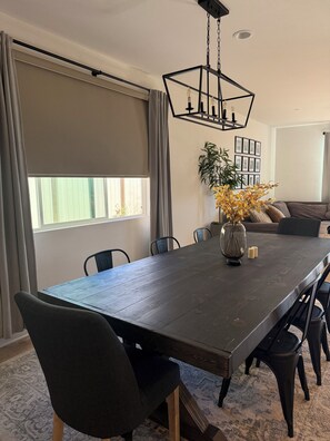 تناول الطعام