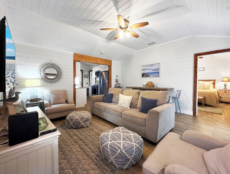 Charming 2-bedroom House In Peaceful Mexico Beach -Gorgeous Sunsets - Mexico Beach, FL