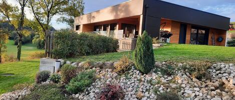 Jardines del alojamiento