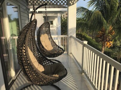 Pacific Ocean View Condo near beautiful remote beaches