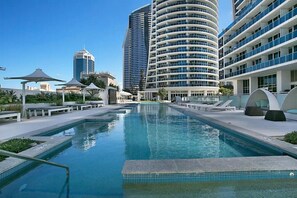Indoor pool, 2 outdoor pools