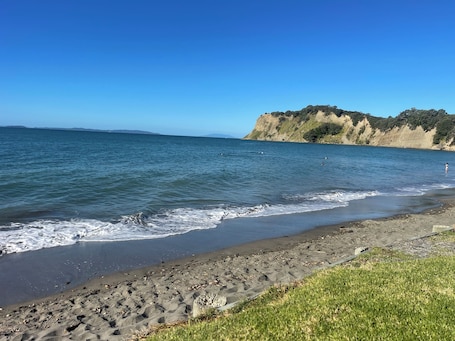 Beach. Cove side Bliss