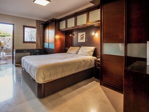 3 bedrooms, iron/ironing board, WiFi, bed sheets - Oasis Tauro beach 3BR (Mogán)