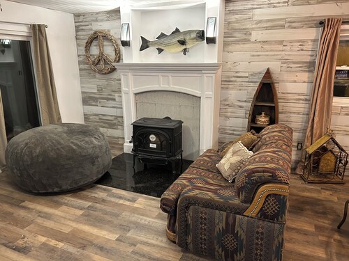 Peaceful Lakefront Getaway Close To Douglas Lake & Dollywood & Pigeon Forge