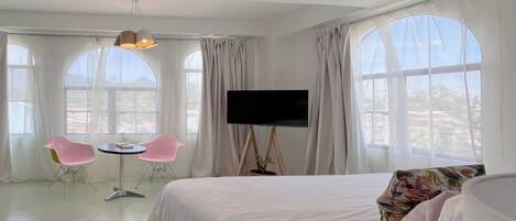 Premium bedding, pillowtop beds, in-room safe, individually decorated