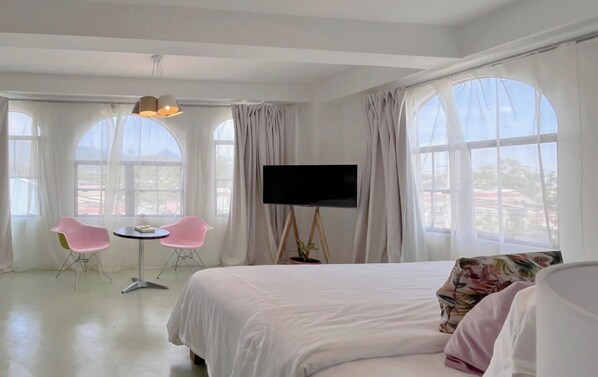 Premium bedding, pillowtop beds, in-room safe, individually decorated