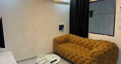 Comfort and practicality. Next to kibabo supermarket, 10 minutes from the beach