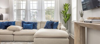 CHATTANOOGA CHARM! Spacious 4-bedroom house with Game Room and Arcade's!