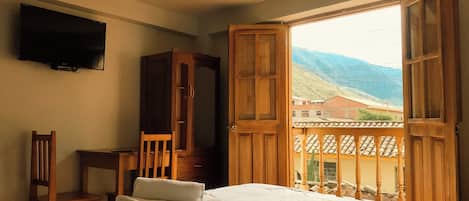 Chambre Standard Double ou avec lits jumeaux, vue montagne