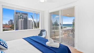 Apartment, 2 Bedrooms, Sea View | 2 bedrooms, individually decorated, individually furnished