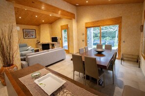 تناول الطعام