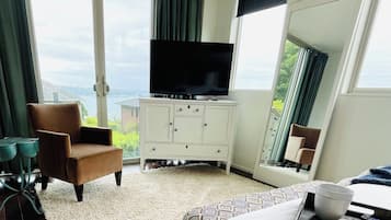 5 chambres, fer et planche à repasser, lit parapluie, Wi-Fi gratuit