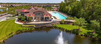 NEW - Spacious 4-bedroom near Bethany Beach in Bishops Landing resort + shuttle