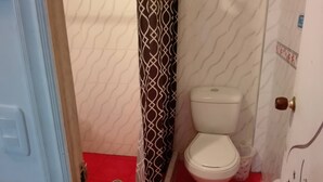 Chambre, 1 chambre, accessible aux personnes à mobilité réduite, fumeur | Salle de bain
