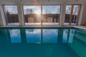 Villa | Pool | Indoor pool, outdoor pool
