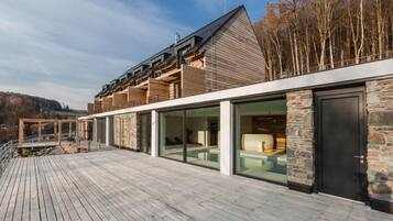 Villa | Exterior