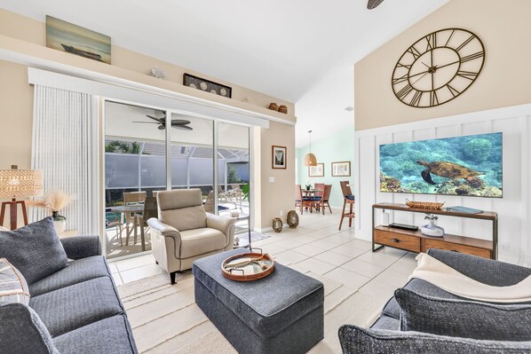 Smart TV, DVD player, books