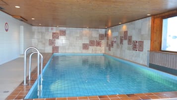 Piscine couverte, piscine chauffée