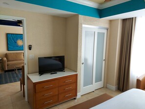 1 slaapkamer, een strijkplank/strijkijzer, wifi, beddengoed