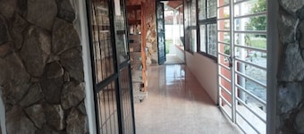 Room in Guest Room - Serene Guest Room Retreat in Pasto, Colombia