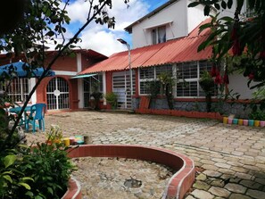 客房, 1 間臥室, 無障礙, 吸煙房 | 露台/庭院