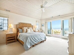 5 bedrooms, free WiFi - Luxurious 5-Bedroom Oceanfront Home in Fenwick (Fenwick Island)