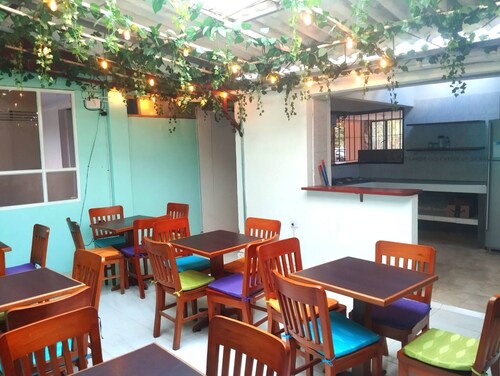 Room-serene Oasis in Pasto Cozy Guest Ro