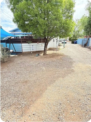 Property grounds - 420 friendly Cozy, Cute home  (Albuquerque)