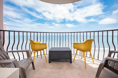 Corner Unit on the 16th Floor-Sweeping View, Ocean Front Balcony, New Paint