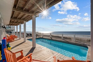 Et oppvarmet basseng