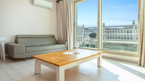 Basic Room, 1 Bedroom (Milk Khaki (Ocean View/two-bed))