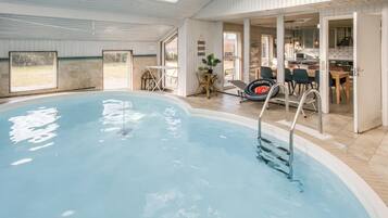 Piscine couverte