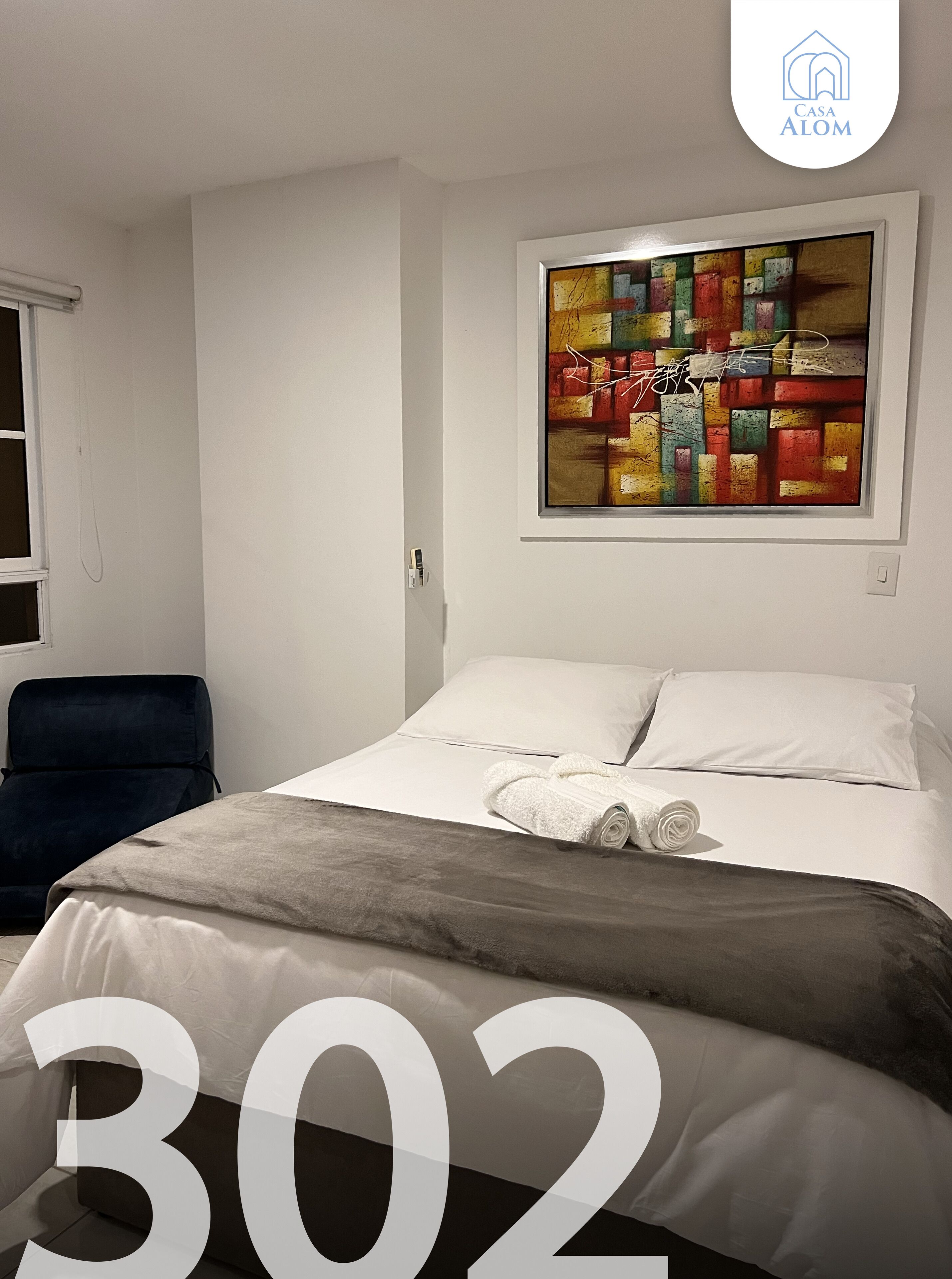 Familien-Doppelzimmer | Hochwertige Bettwaren, Schreibtisch, laptopgeeigneter Arbeitsplatz