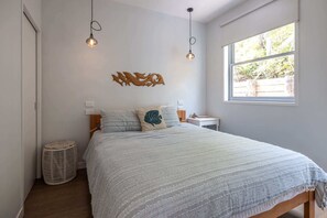 2 室のベッドルーム、アイロン / アイロン台、WiFi