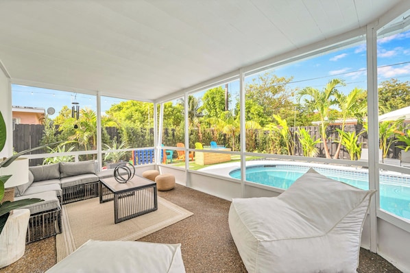 Outdoor pool, a heated pool