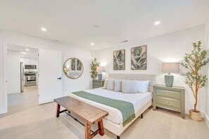 3 bedrooms, iron/ironing board, travel cot, free WiFi