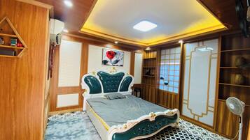 Chalé conforto, vista para o lago | 1 quarto, lençóis italianos Frette, roupas de cama premium