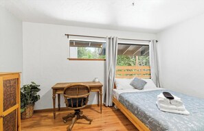 3 chambres, bureau, Wi-Fi, draps fournis