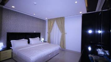 Individually decorated, iron/ironing board, free WiFi