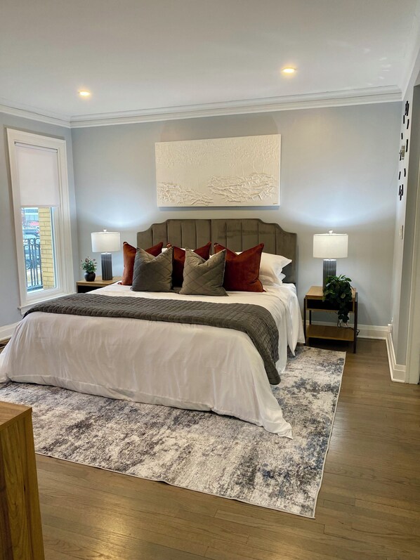 3 bedrooms, in-room safe, desk, iron/ironing board