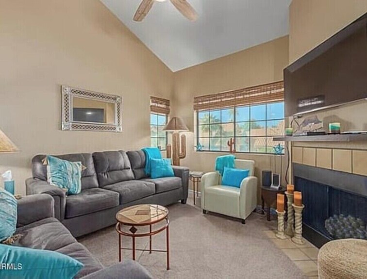 Cozy And Convenient Condo - Mesa, AZ