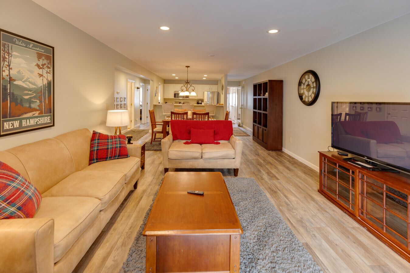電視、壁爐