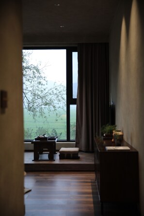 Superior Room | Living area - EVEREST POINT (Deqin)