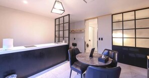 Family Room | Desk, laptop workspace, free WiFi, bed sheets - 3s Hotel Soraepogu (Incheon)