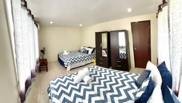 2 Schlafzimmer, Bügeleisen/Bügelbrett, kostenloses WLAN, Bettwäsche