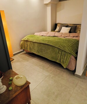 1 camera, ferro/asse da stiro, Wi-Fi gratuito, lenzuola