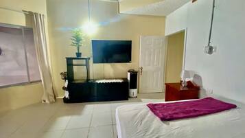 1 Schlafzimmer, Bügeleisen/Bügelbrett, WLAN, Bettwäsche