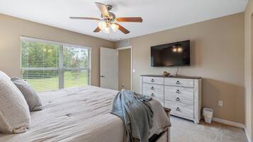 3 bedrooms, WiFi, bed sheets