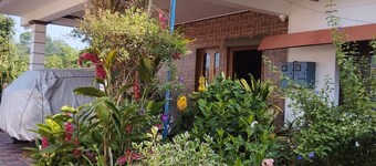 Family stay in madikeri
2 bedroom house